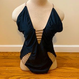 EUC- 1- piece Swimsuit-  US Large- 8